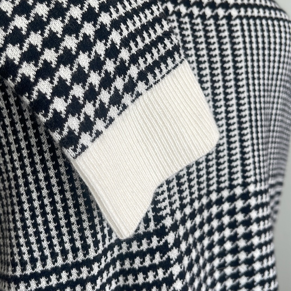 H&M houndstooth Sweater size XS zipper back - Picture 6 of 7
